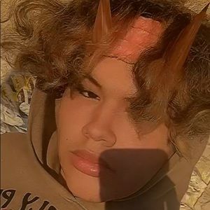 Meet your Posher, Dominic